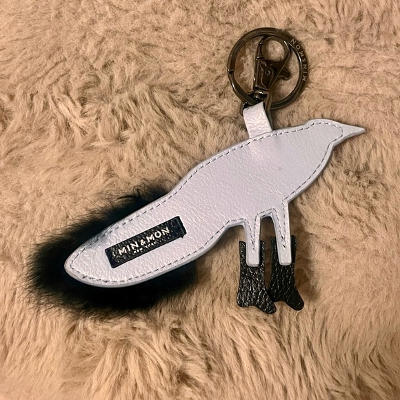 🆕 Min & Mon Bird in Boots leather & fur keychain with eyeballs - Picture 6 of 10